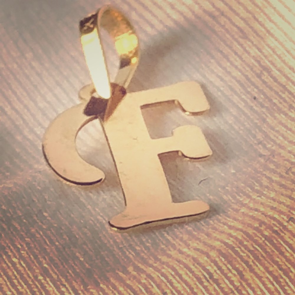 10k solid gold initial letter F a great deal 🔥